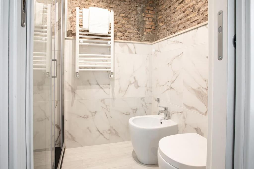 Memorable Jacuzzi Suite Navona - Top Collection Рим Экстерьер фото